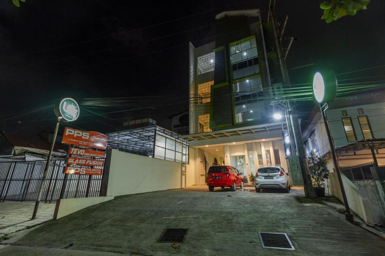 Reddoorz Near Samarinda Central Plaza Εξωτερικό φωτογραφία