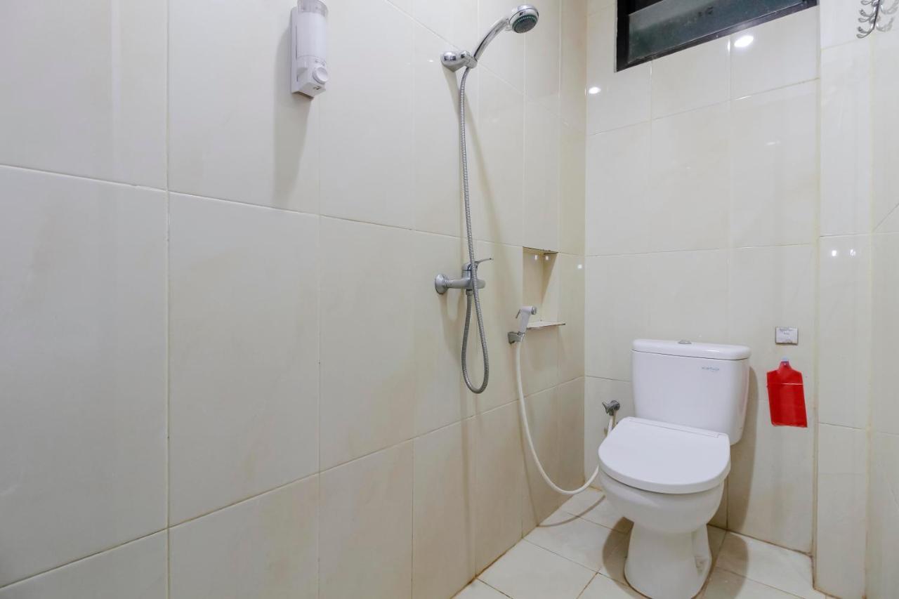 Reddoorz Near Samarinda Central Plaza Εξωτερικό φωτογραφία